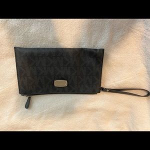 Michael Kors wristlet